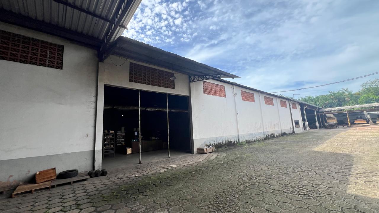 Depósito-Galpão-Armazém para alugar, 1200m² - Foto 9