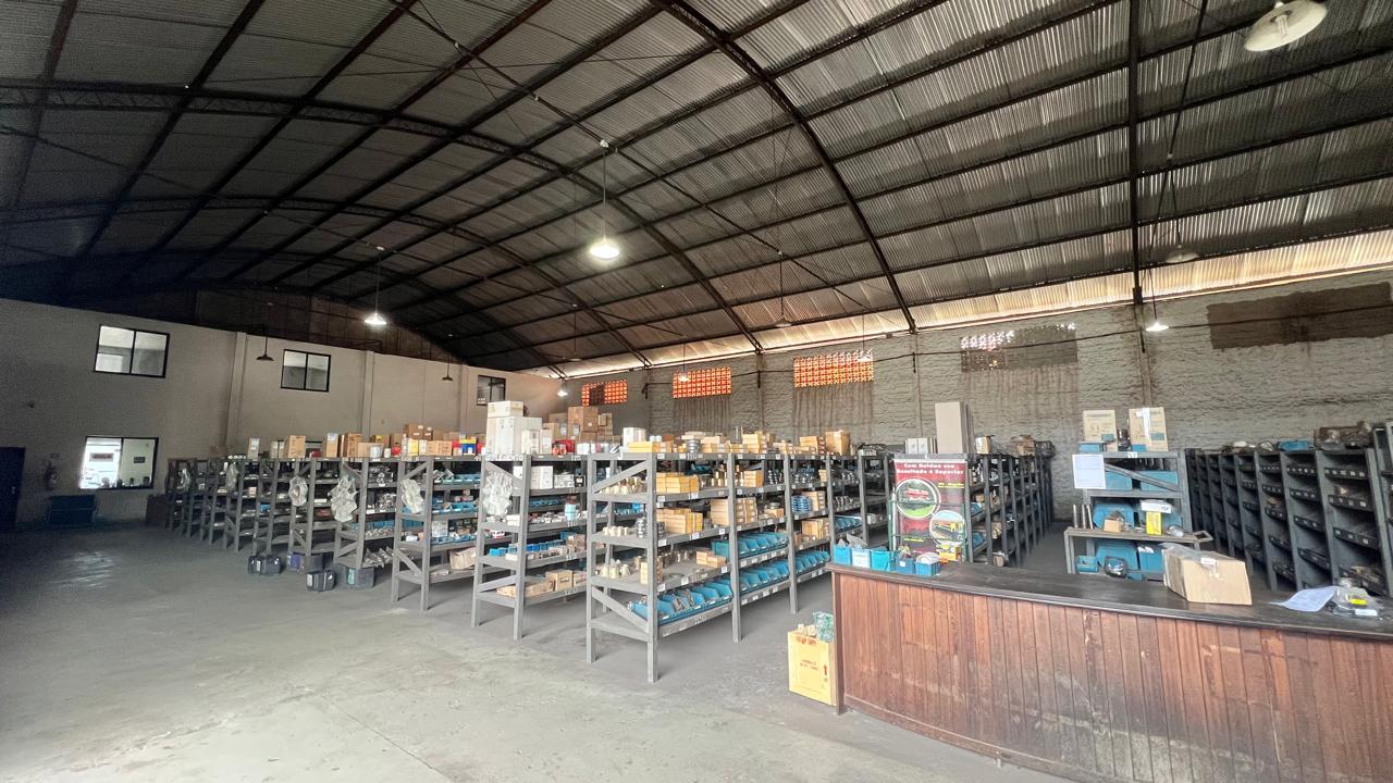 Depósito-Galpão-Armazém para alugar, 1200m² - Foto 4