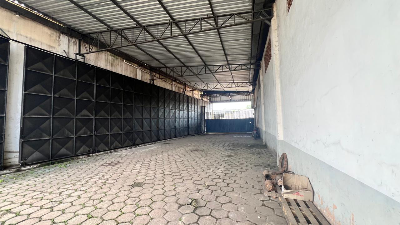 Depósito-Galpão-Armazém para alugar, 1200m² - Foto 8