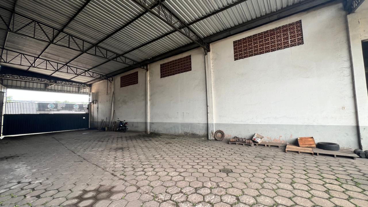 Depósito-Galpão-Armazém para alugar, 1200m² - Foto 11
