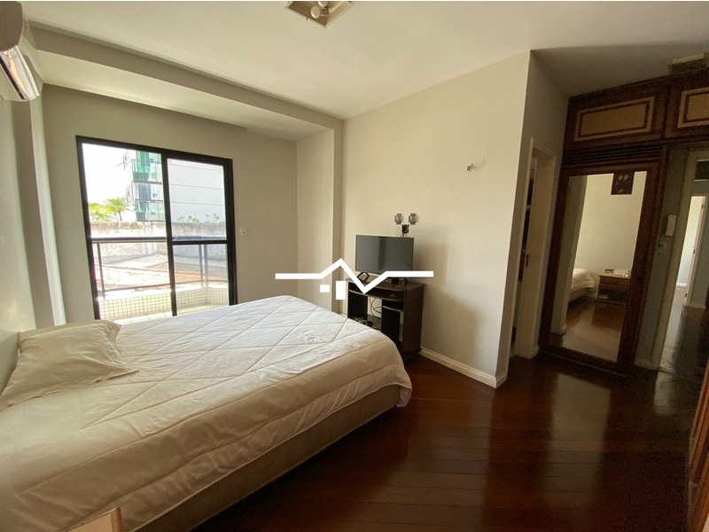 Apartamento para alugar com 4 quartos, 185m² - Foto 13