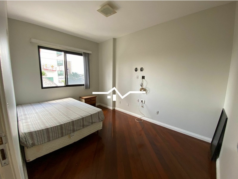Apartamento para alugar com 4 quartos, 185m² - Foto 14