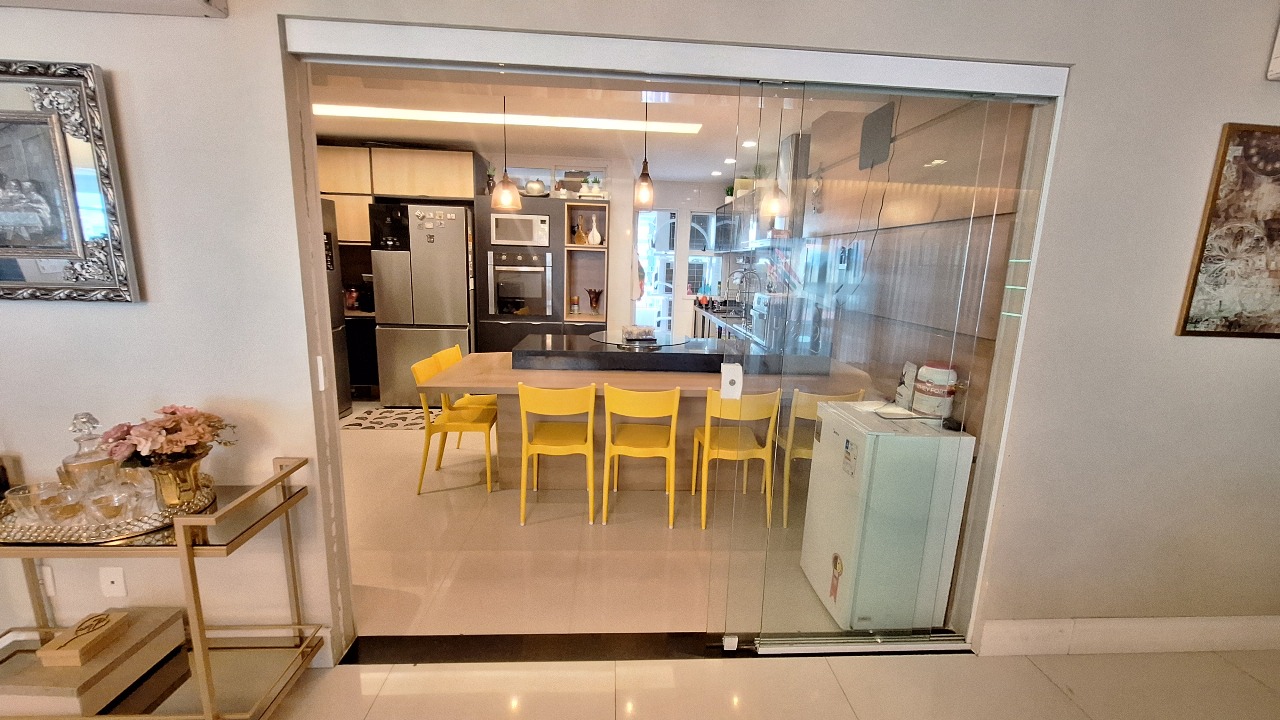 Apartamento para alugar com 3 quartos, 210m² - Foto 25
