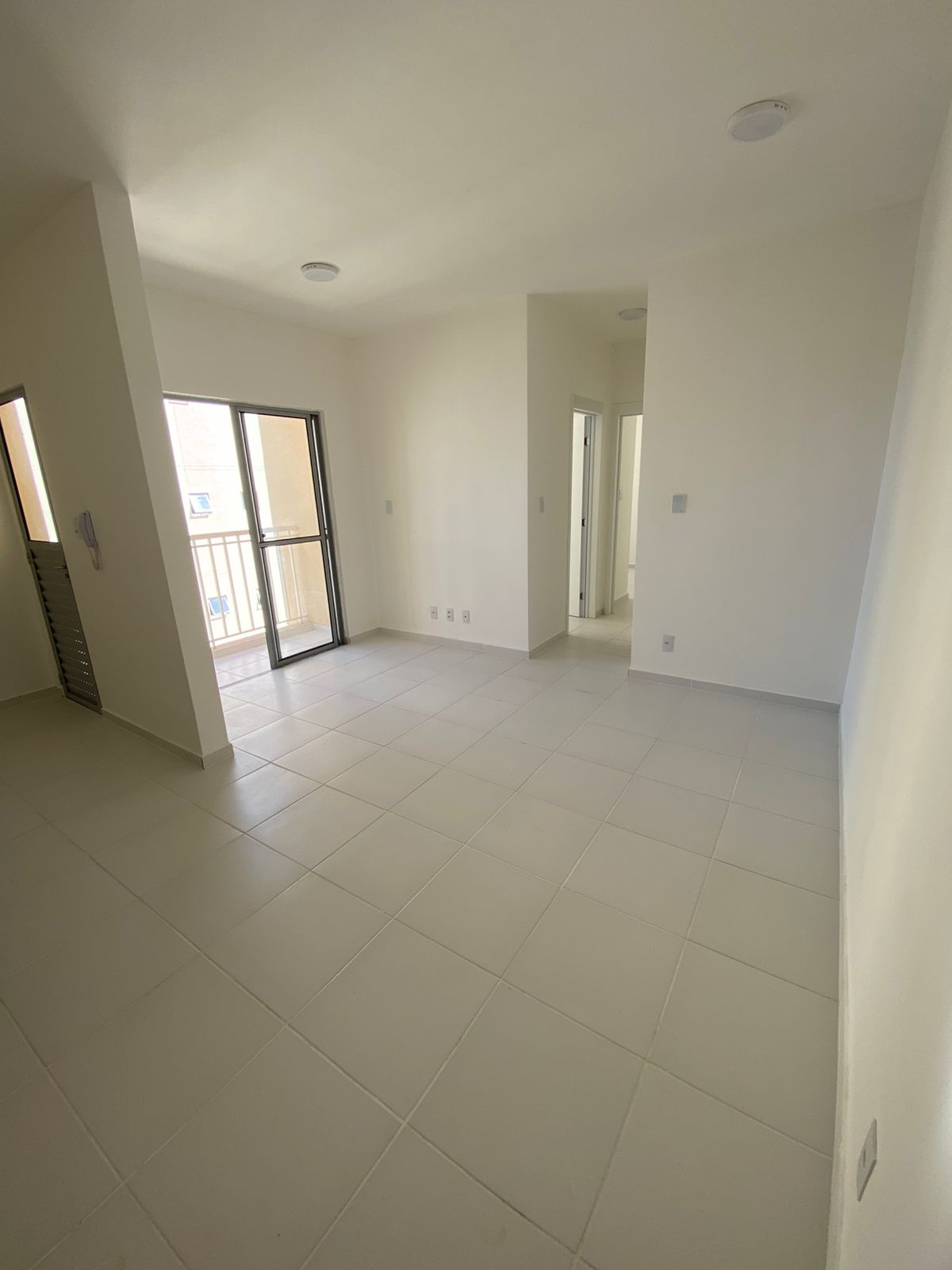 Apartamento para alugar com 2 quartos, 55m² - Foto 3