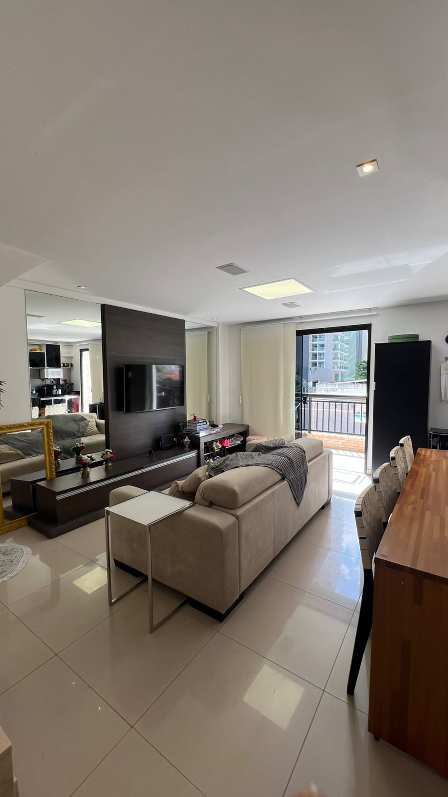 Apartamento para alugar com 1 quarto, 68m² - Foto 3