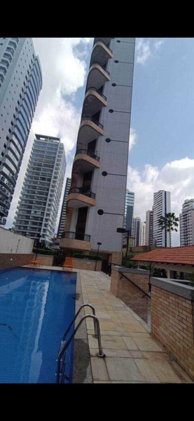 Apartamento para alugar com 1 quarto, 68m² - Foto 13