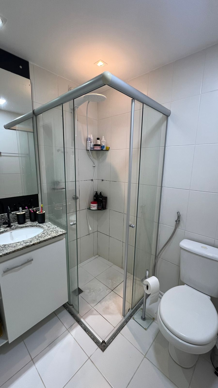 Apartamento para alugar com 1 quarto, 68m² - Foto 11