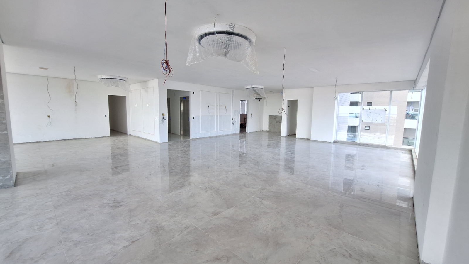 Apartamento para alugar com 4 quartos, 621m² - Foto 16