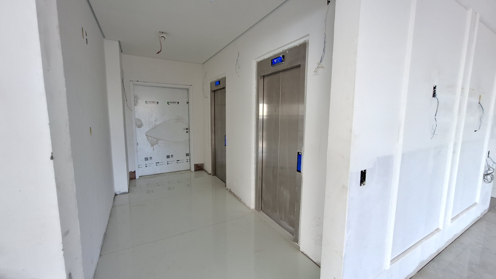 Apartamento para alugar com 4 quartos, 621m² - Foto 30