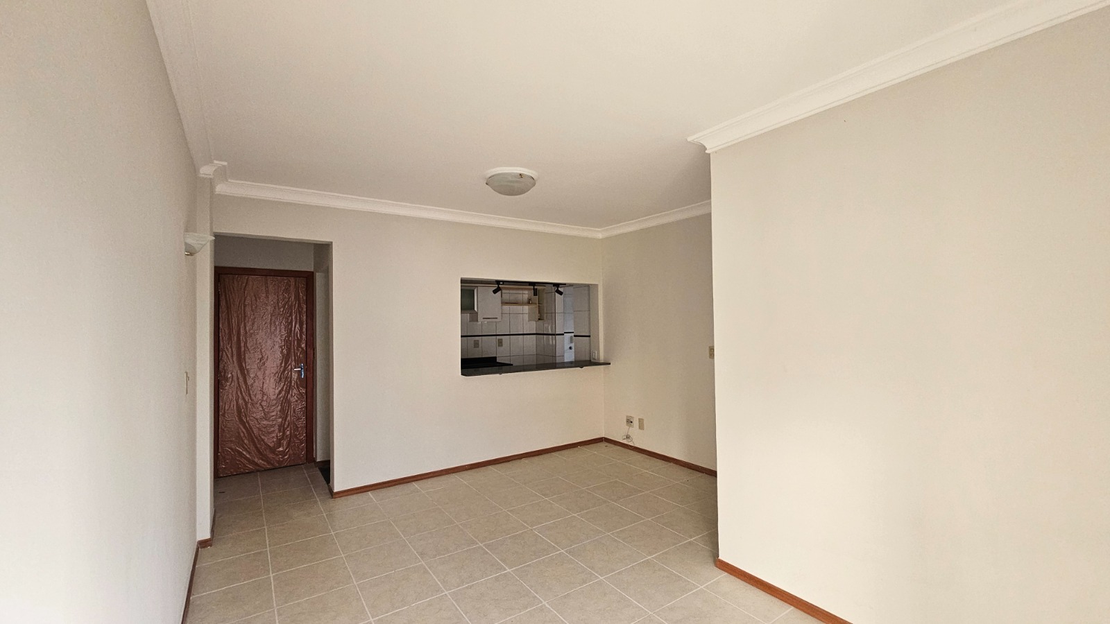 Apartamento para alugar com 3 quartos, 95m² - Foto 4