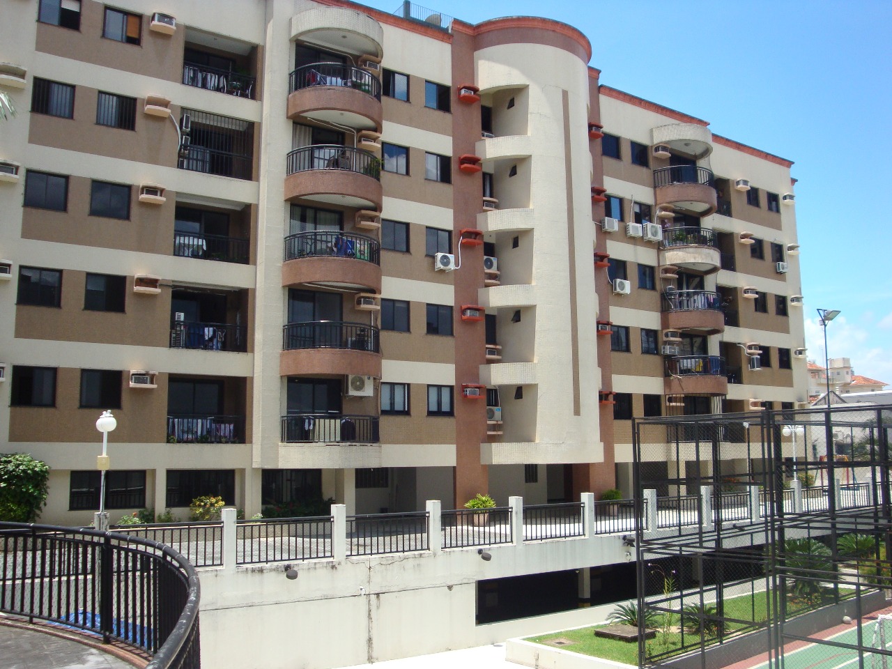 Apartamento para alugar com 3 quartos, 95m² - Foto 1