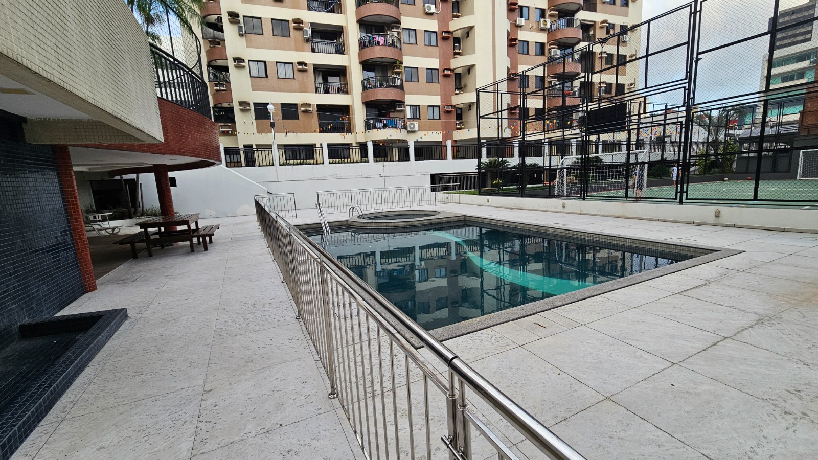 Apartamento para alugar com 3 quartos, 95m² - Foto 25