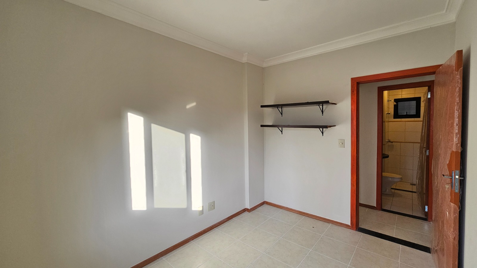 Apartamento para alugar com 3 quartos, 95m² - Foto 8