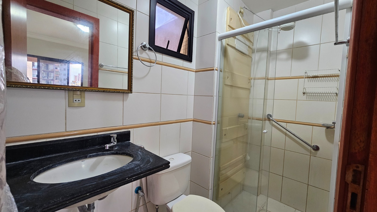 Apartamento para alugar com 3 quartos, 95m² - Foto 13