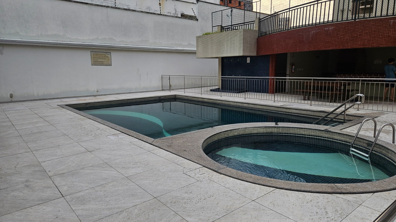 Apartamento para alugar com 3 quartos, 95m² - Foto 21
