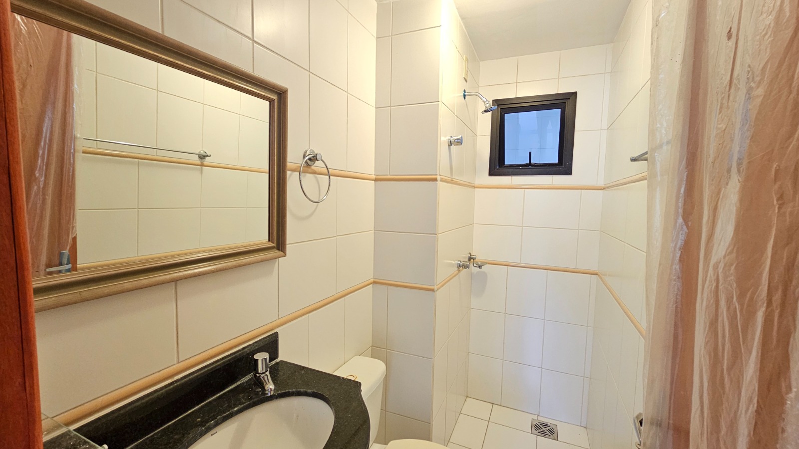 Apartamento para alugar com 3 quartos, 95m² - Foto 9
