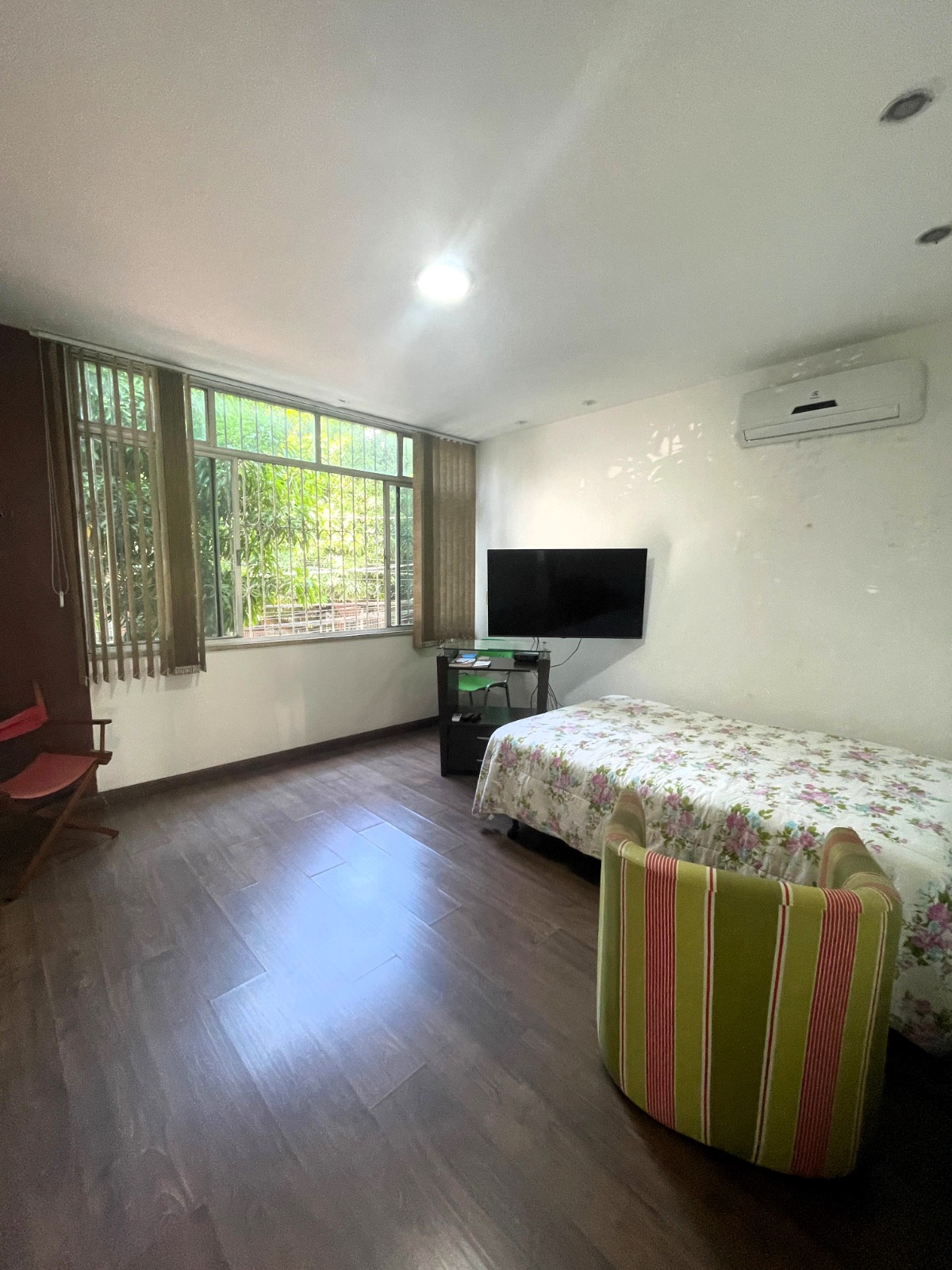 Casa para alugar com 3 quartos, 233m² - Foto 27