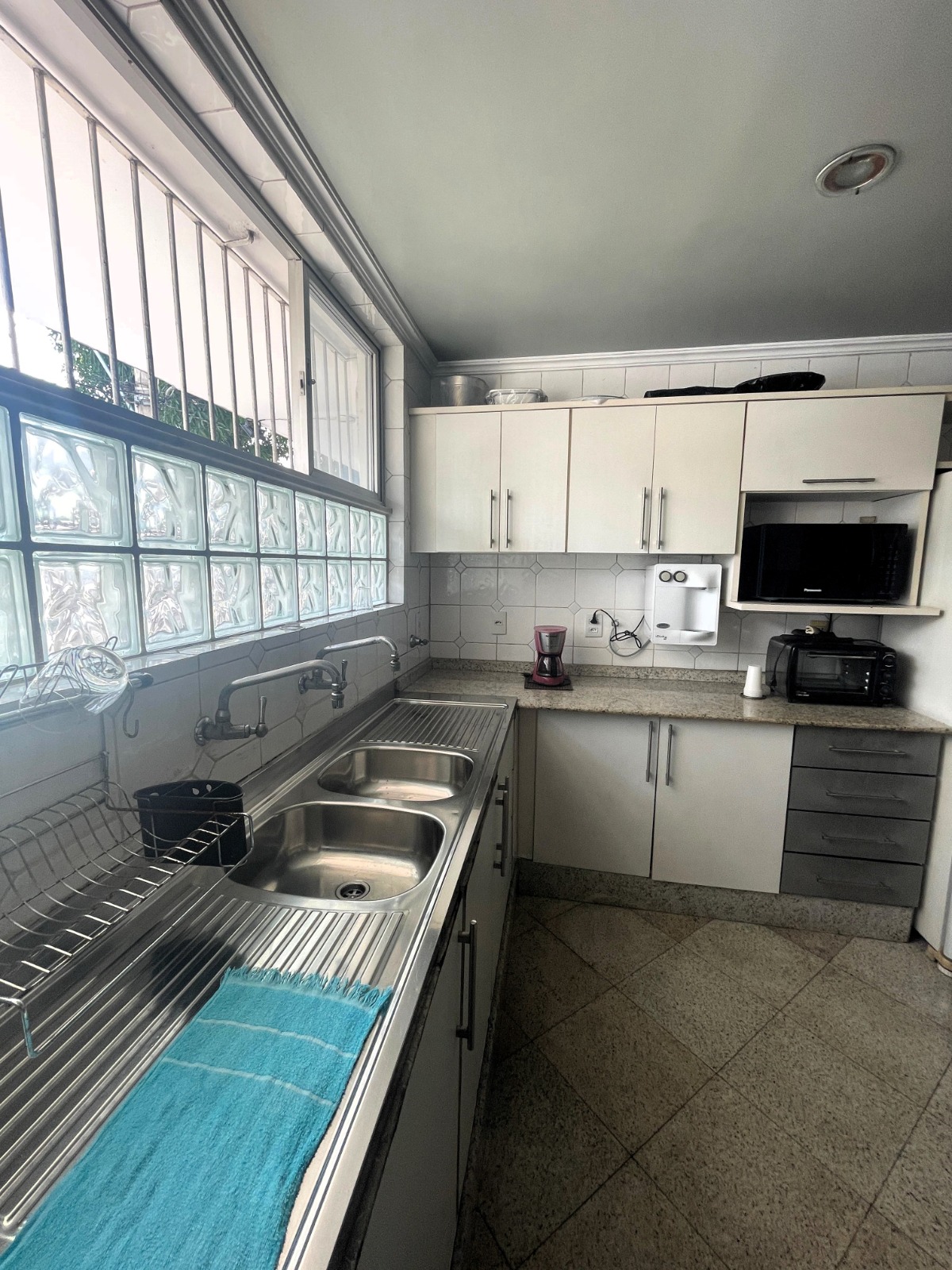 Casa para alugar com 3 quartos, 233m² - Foto 17
