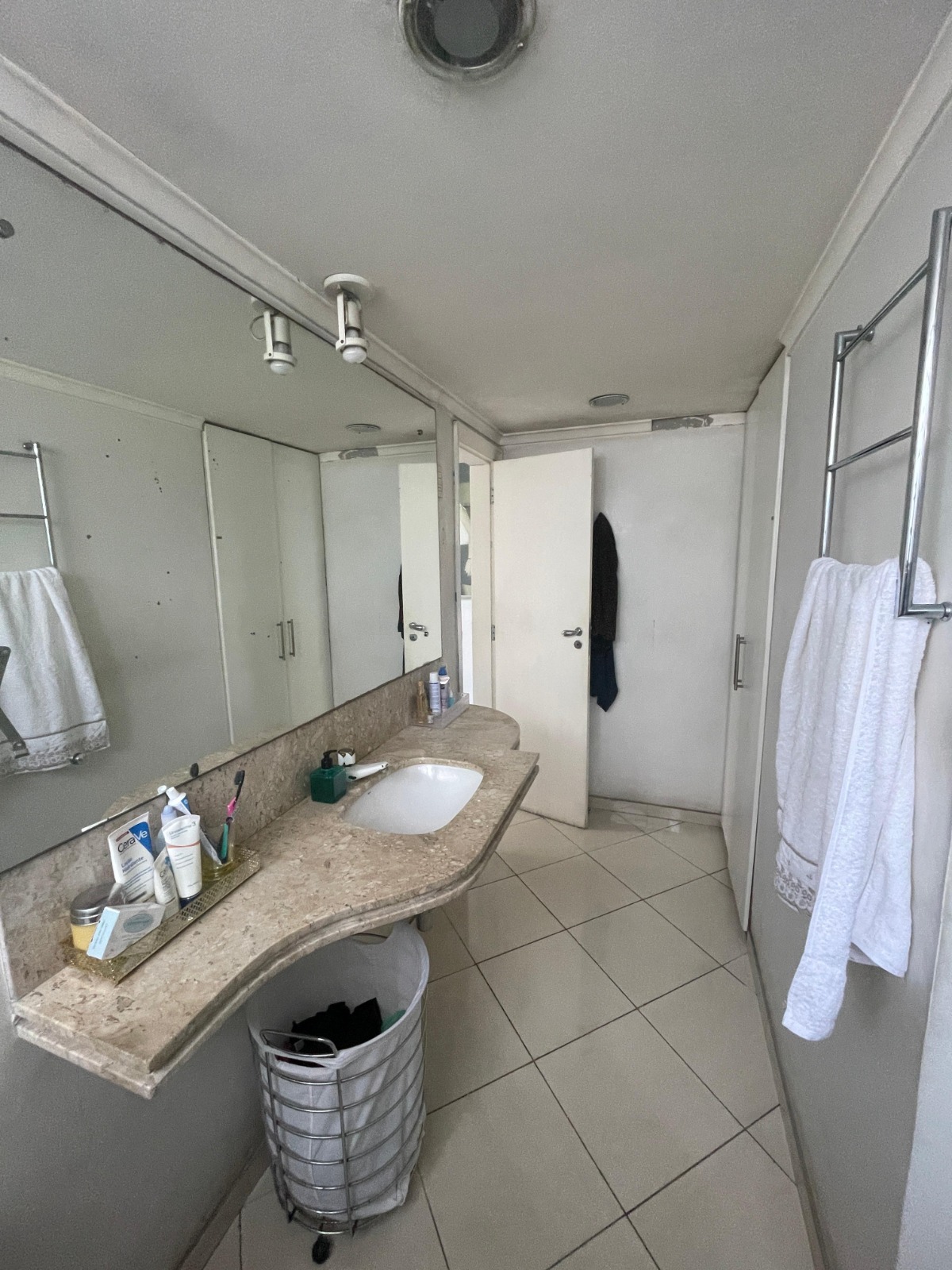 Casa para alugar com 3 quartos, 233m² - Foto 21