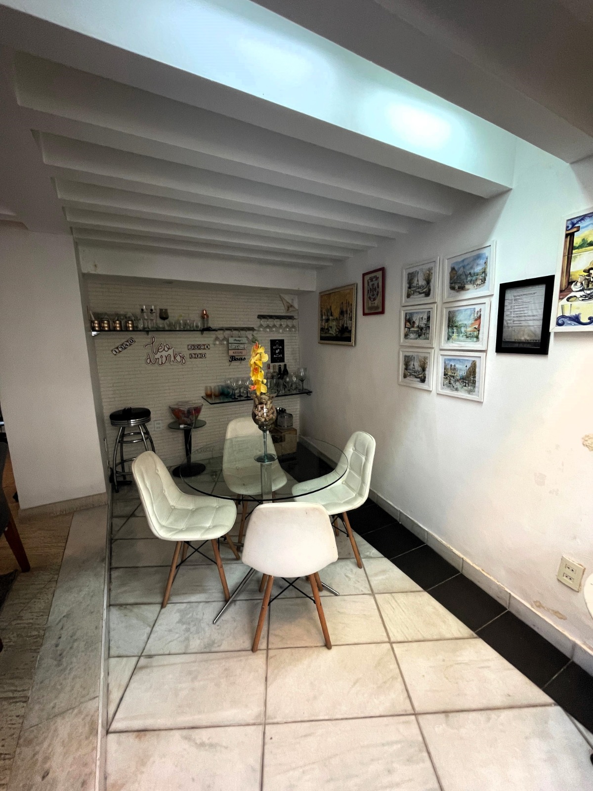 Casa para alugar com 3 quartos, 233m² - Foto 10