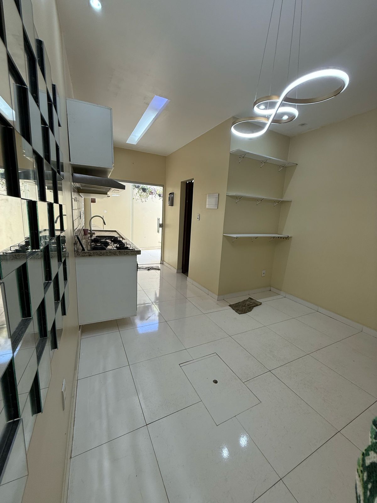 Casa para alugar com 3 quartos, 100m² - Foto 15