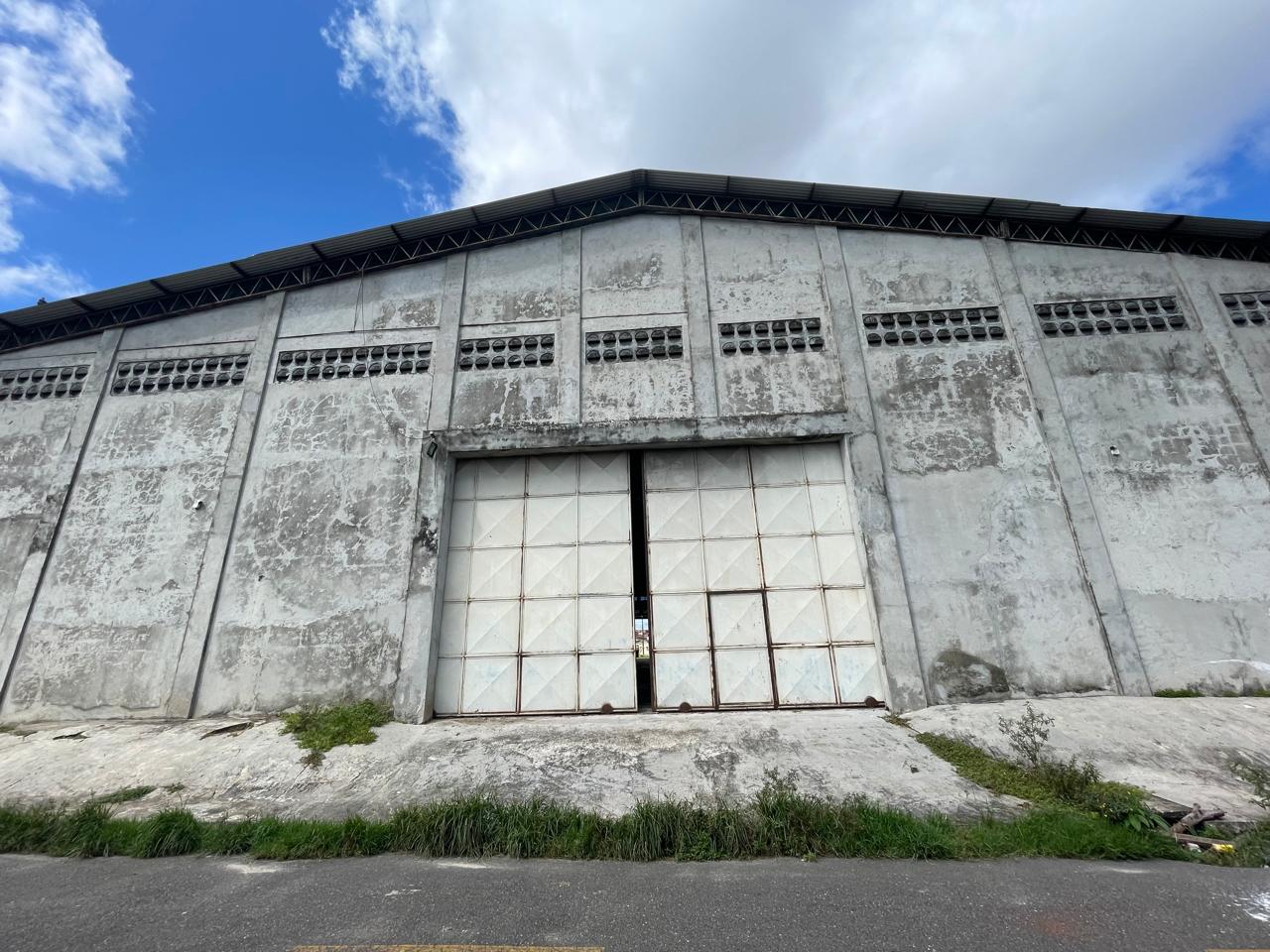 Depósito-Galpão-Armazém para alugar, 1300m² - Foto 18
