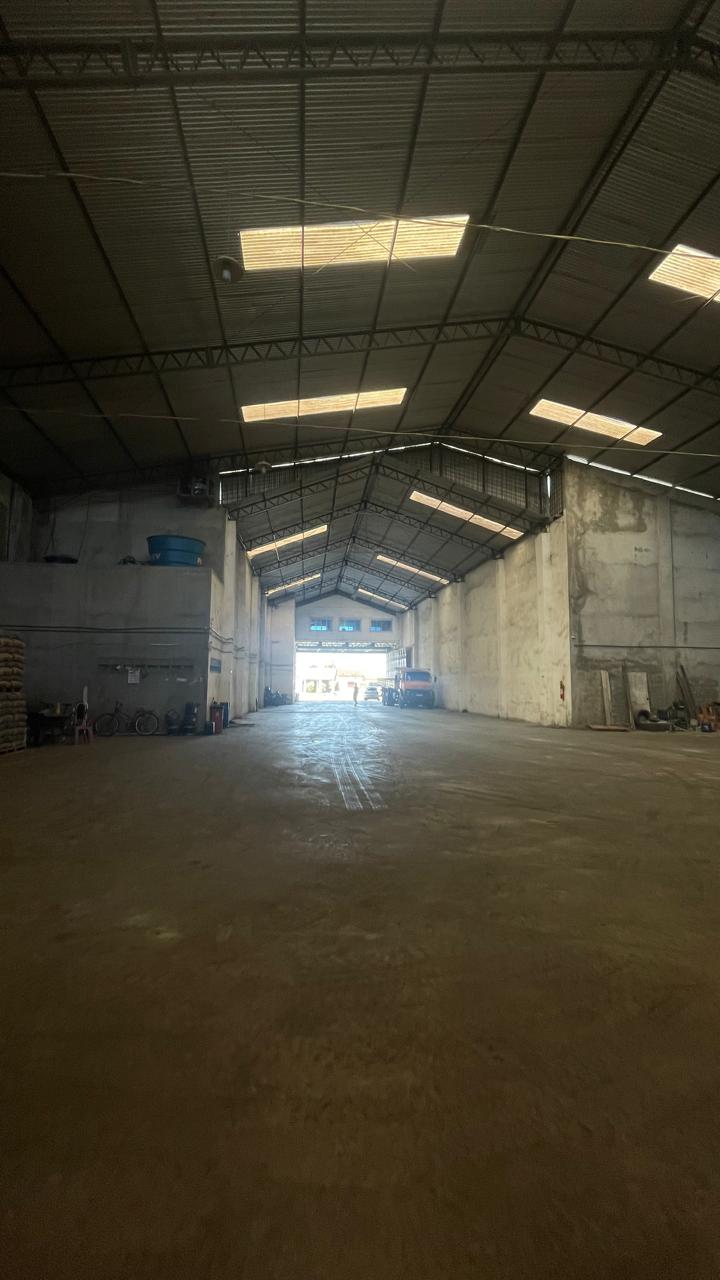Depósito-Galpão-Armazém para alugar, 1300m² - Foto 4