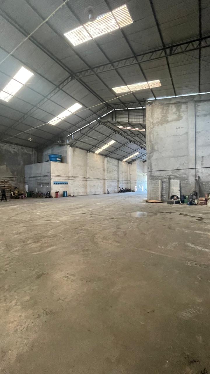 Depósito-Galpão-Armazém para alugar, 1300m² - Foto 5