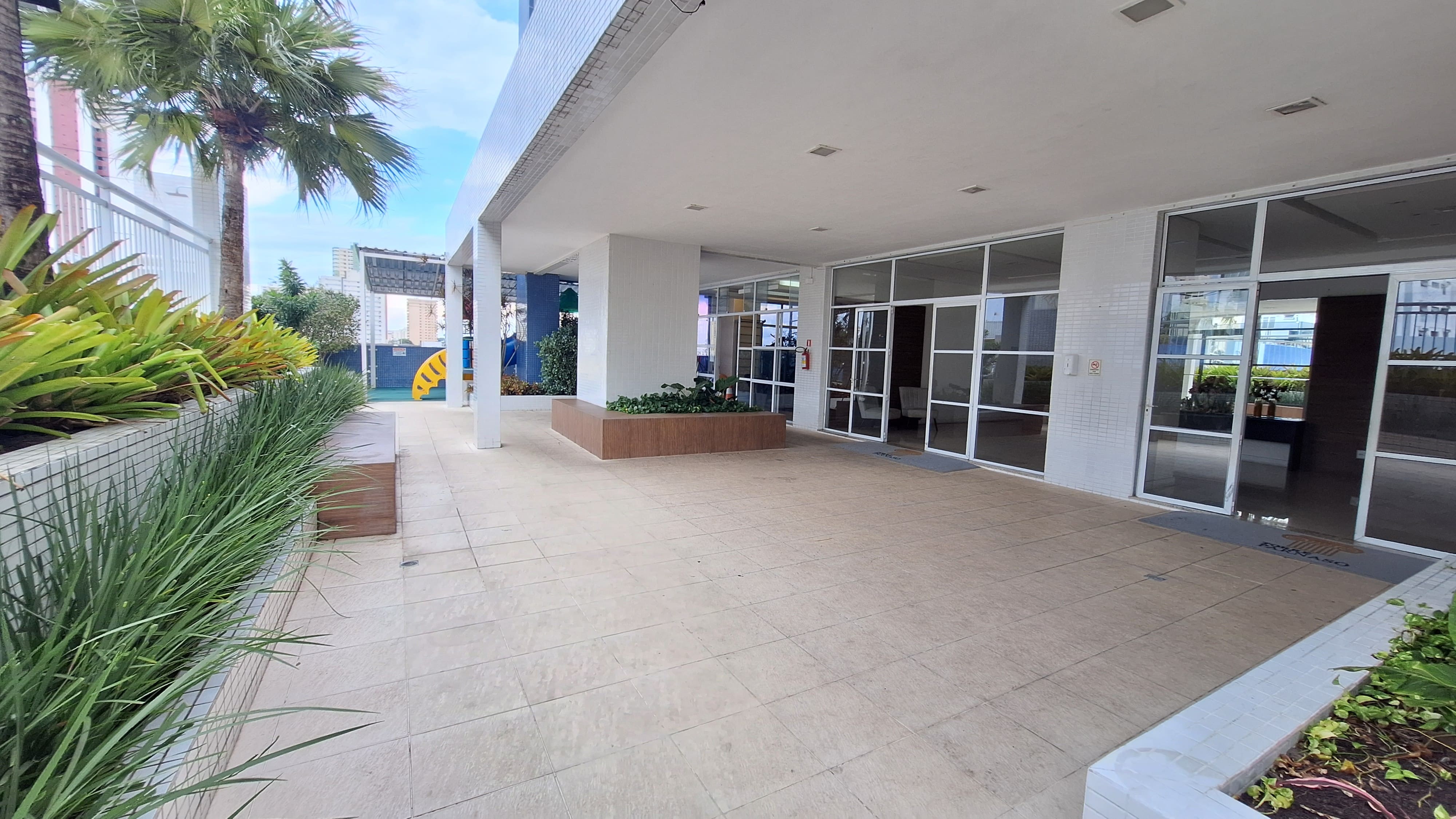 Apartamento para alugar com 3 quartos, 78m² - Foto 28
