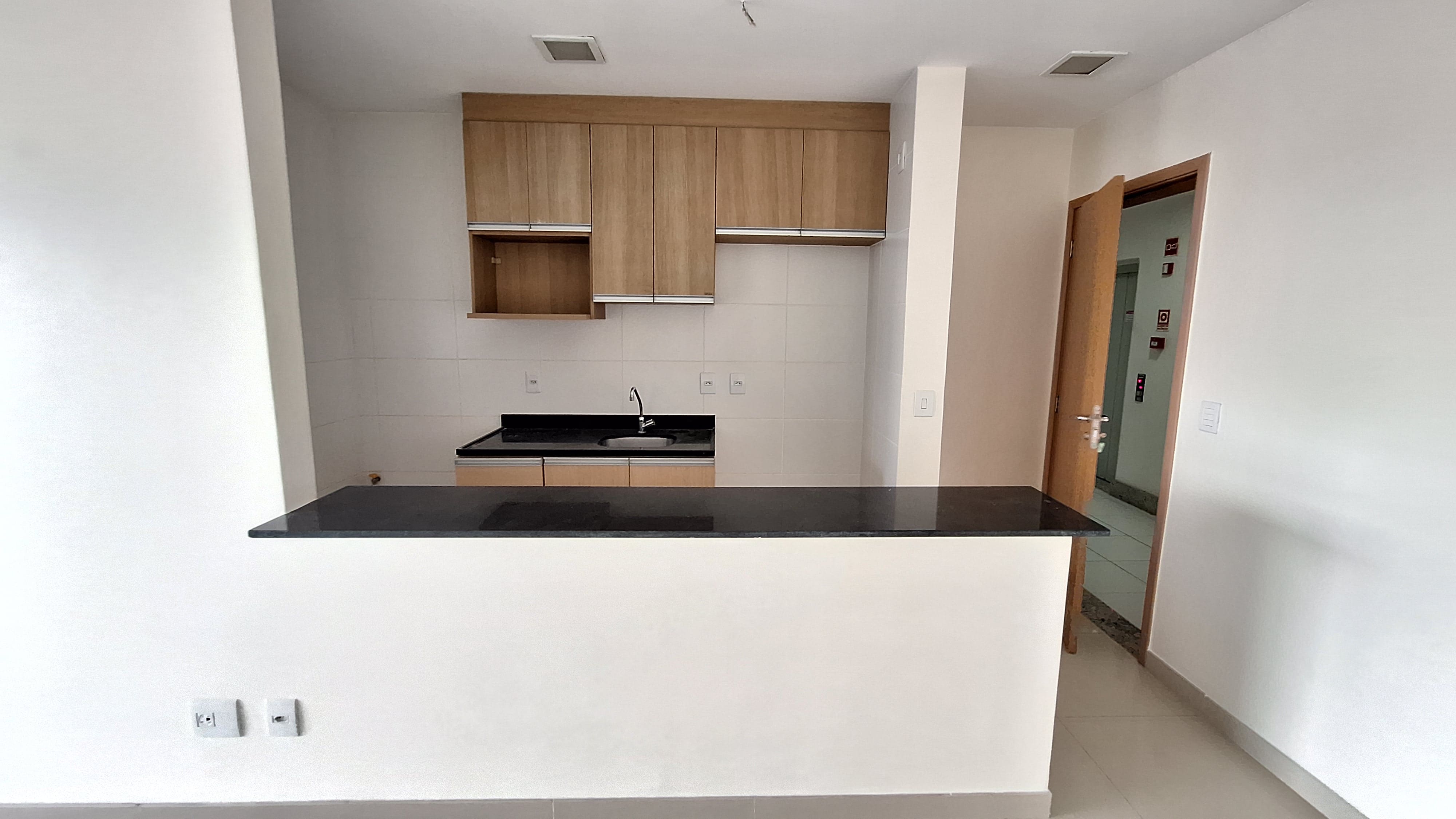 Apartamento para alugar com 3 quartos, 78m² - Foto 12