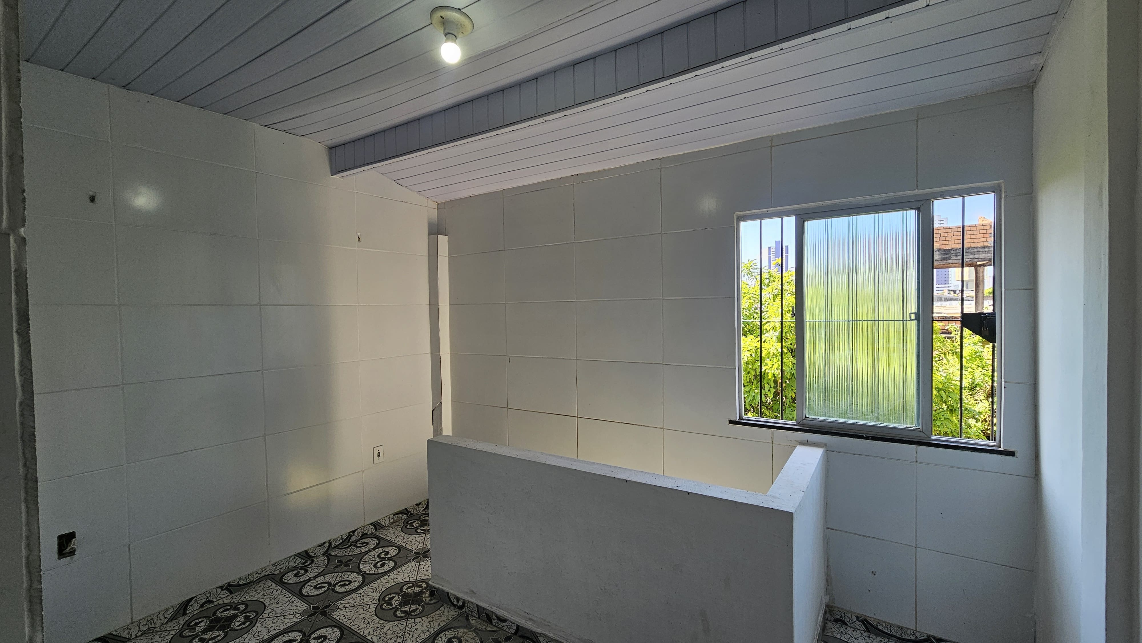 Casa à venda com 5 quartos, 40m² - Foto 18