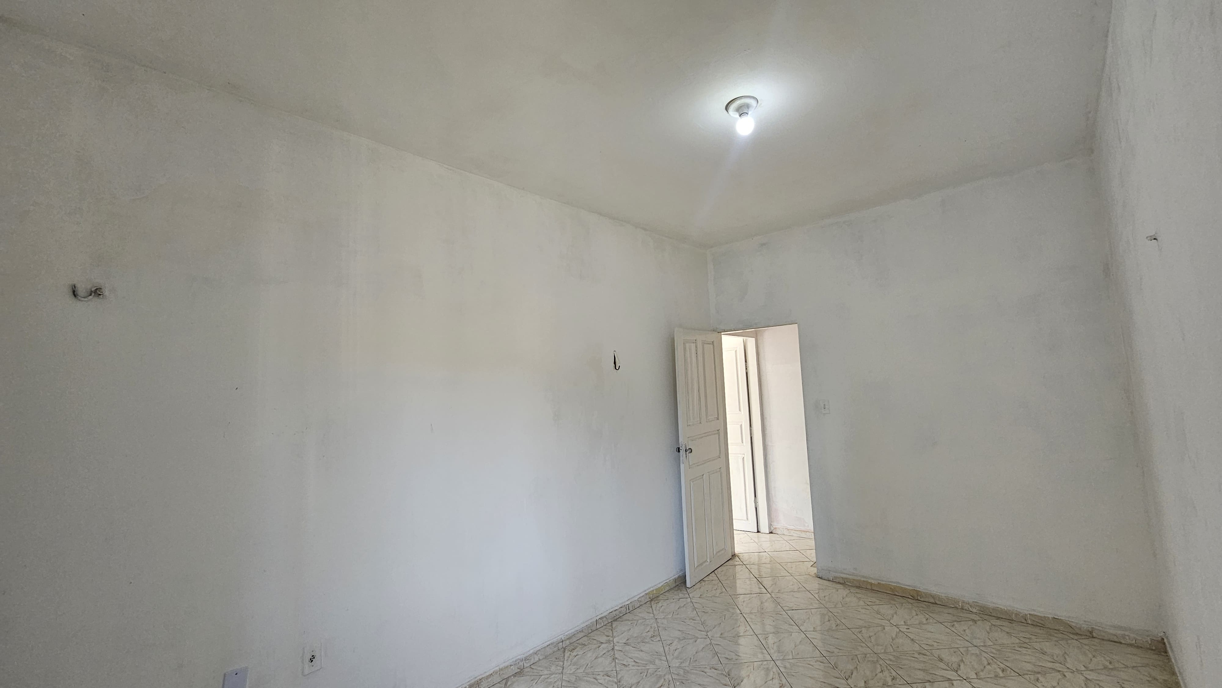 Casa à venda com 5 quartos, 40m² - Foto 13