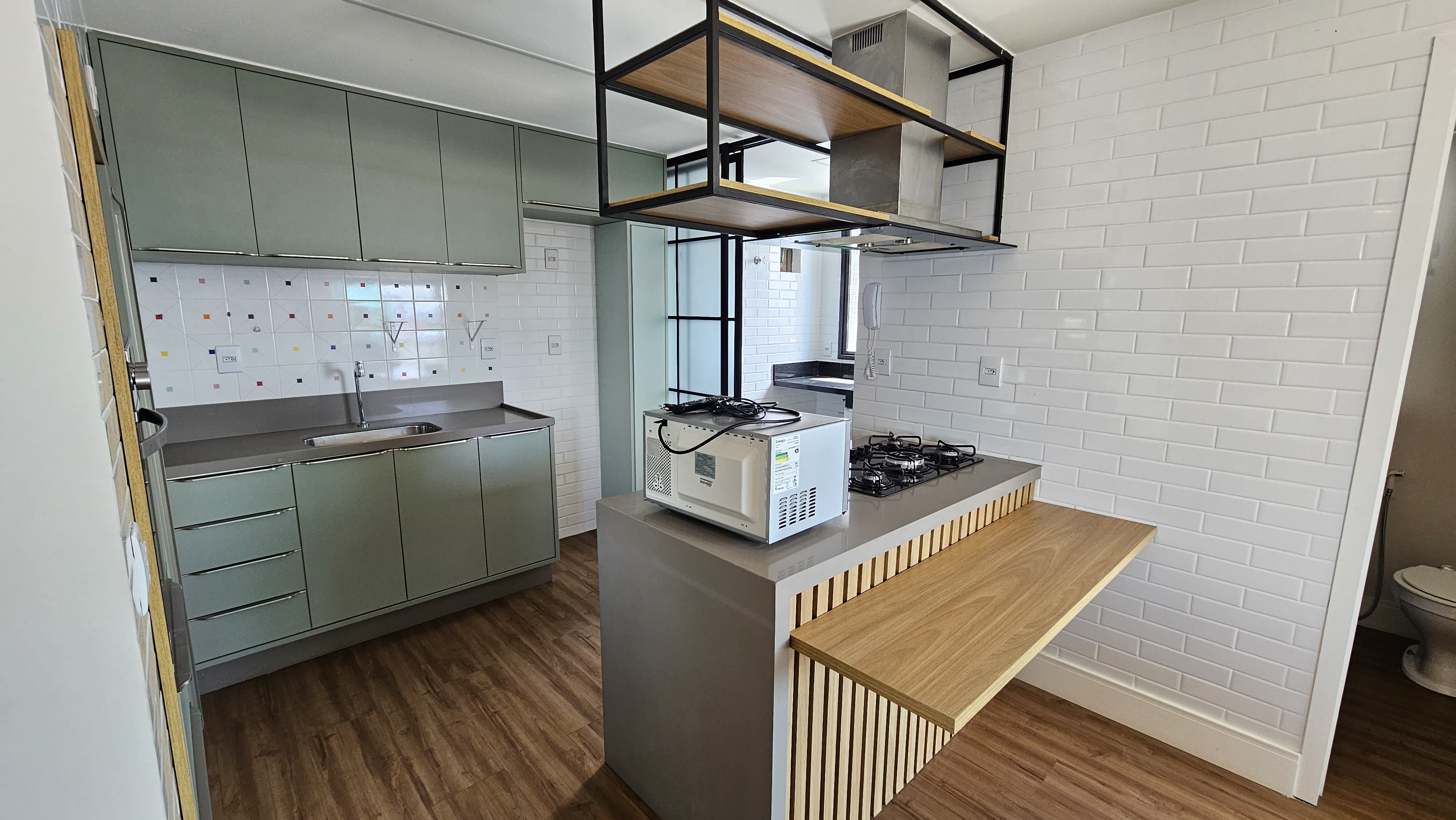 Apartamento para alugar com 2 quartos, 141m² - Foto 7