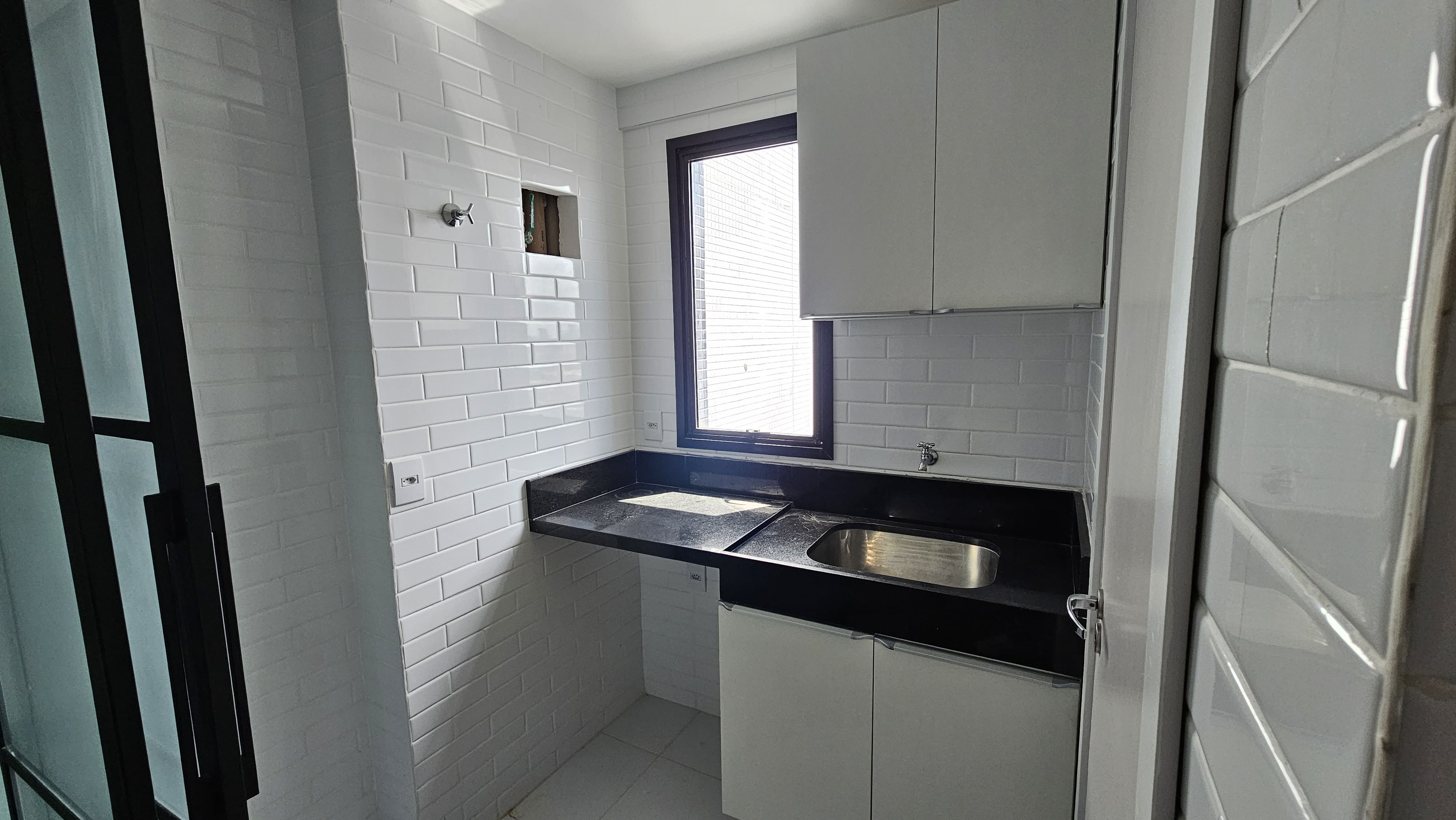Apartamento para alugar com 2 quartos, 141m² - Foto 10