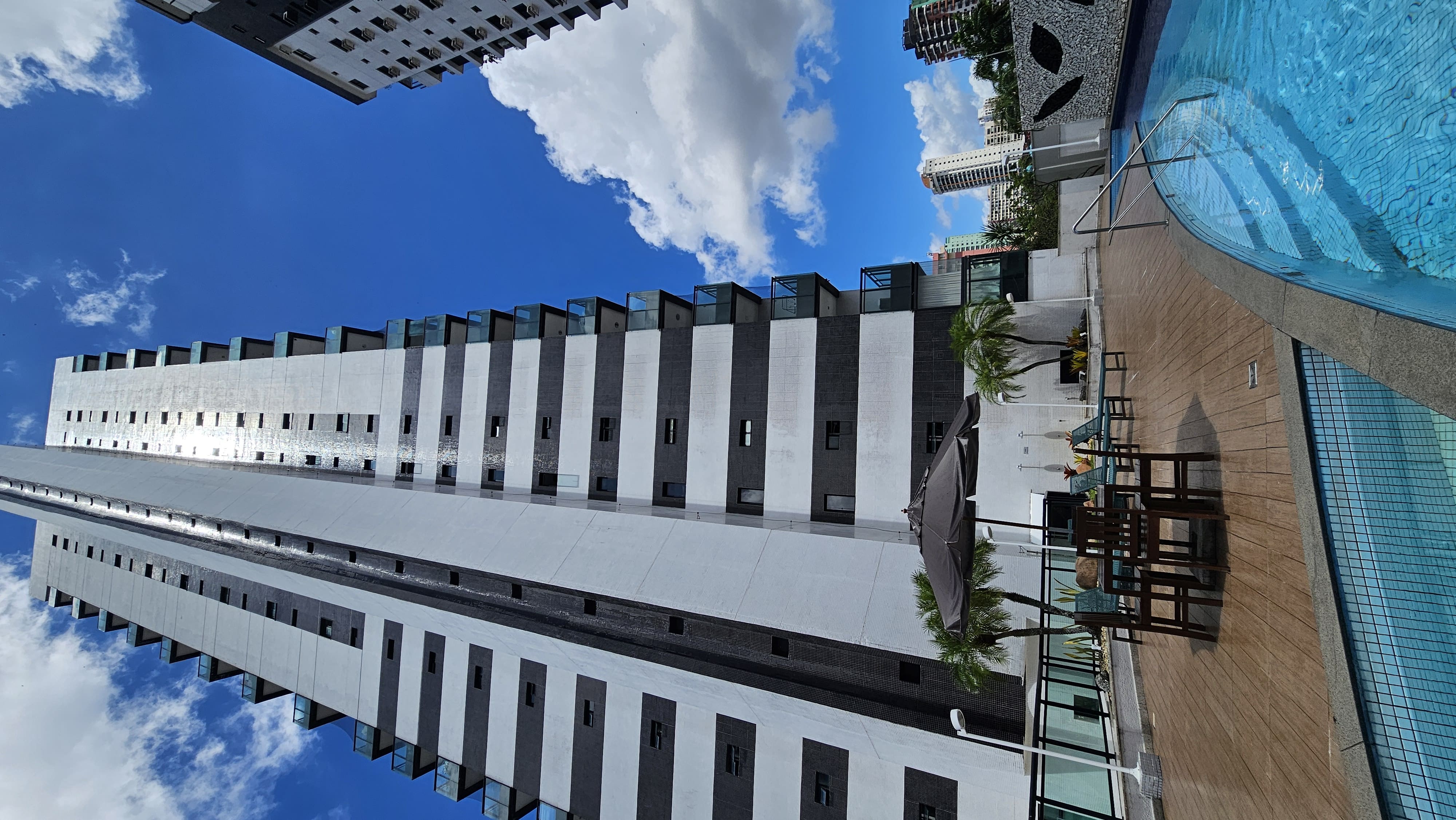 Apartamento para alugar com 2 quartos, 141m² - Foto 28