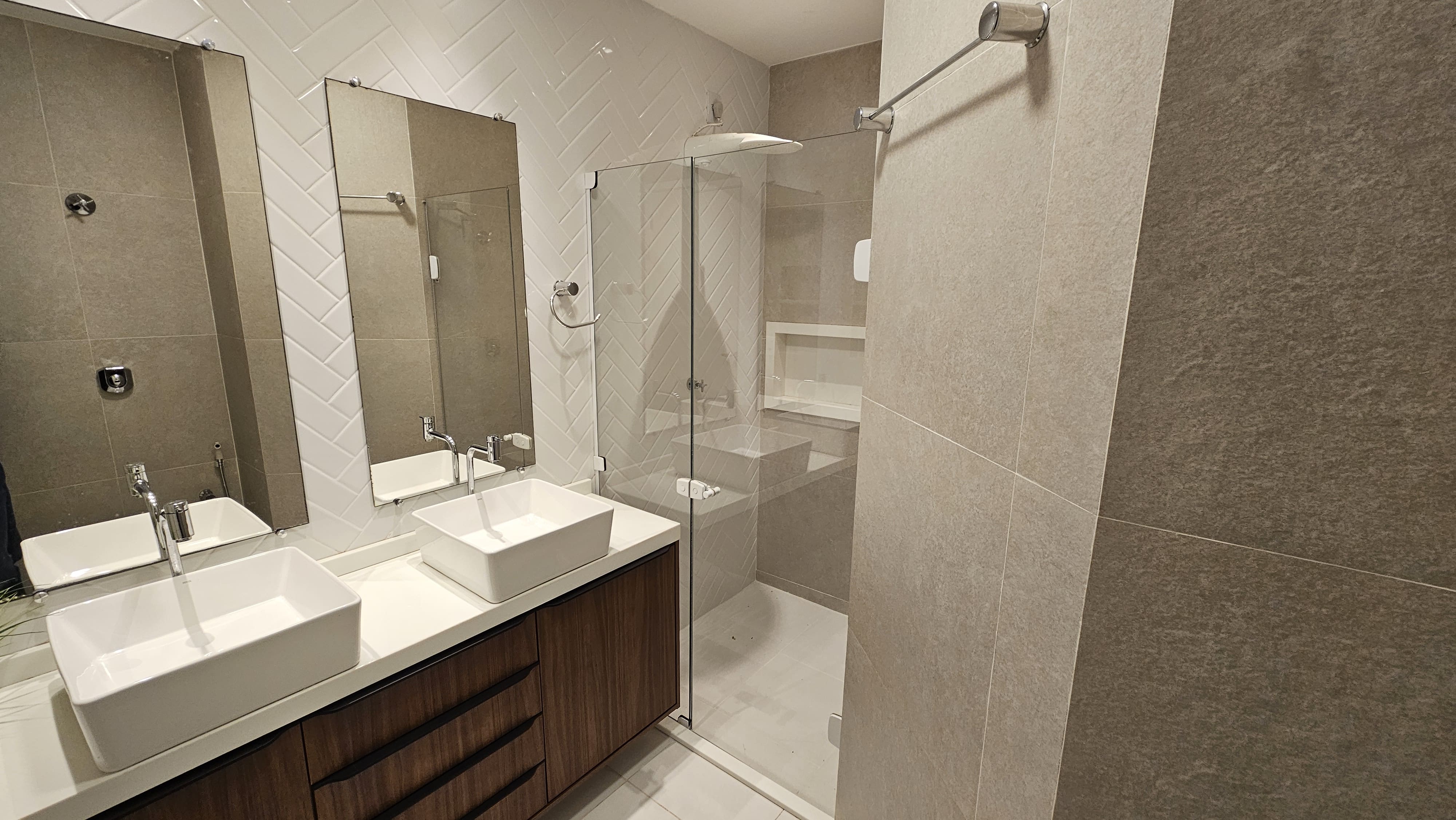 Apartamento para alugar com 2 quartos, 141m² - Foto 18