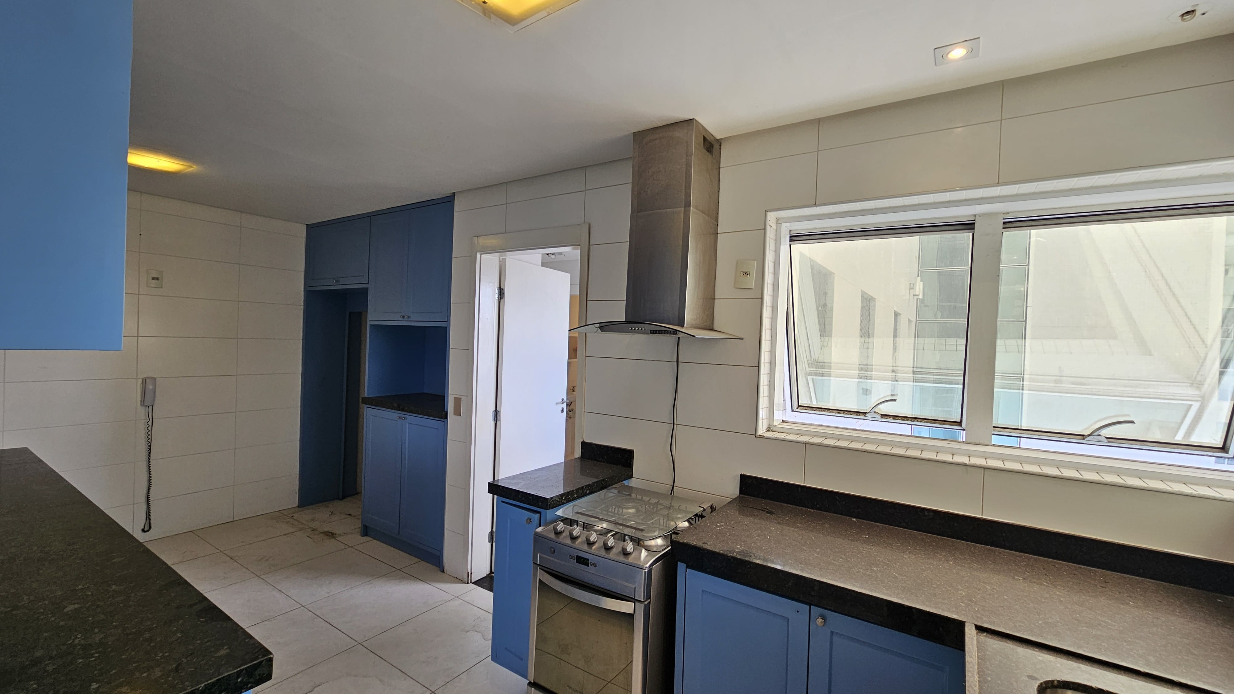 Apartamento para alugar com 3 quartos, 265m² - Foto 22