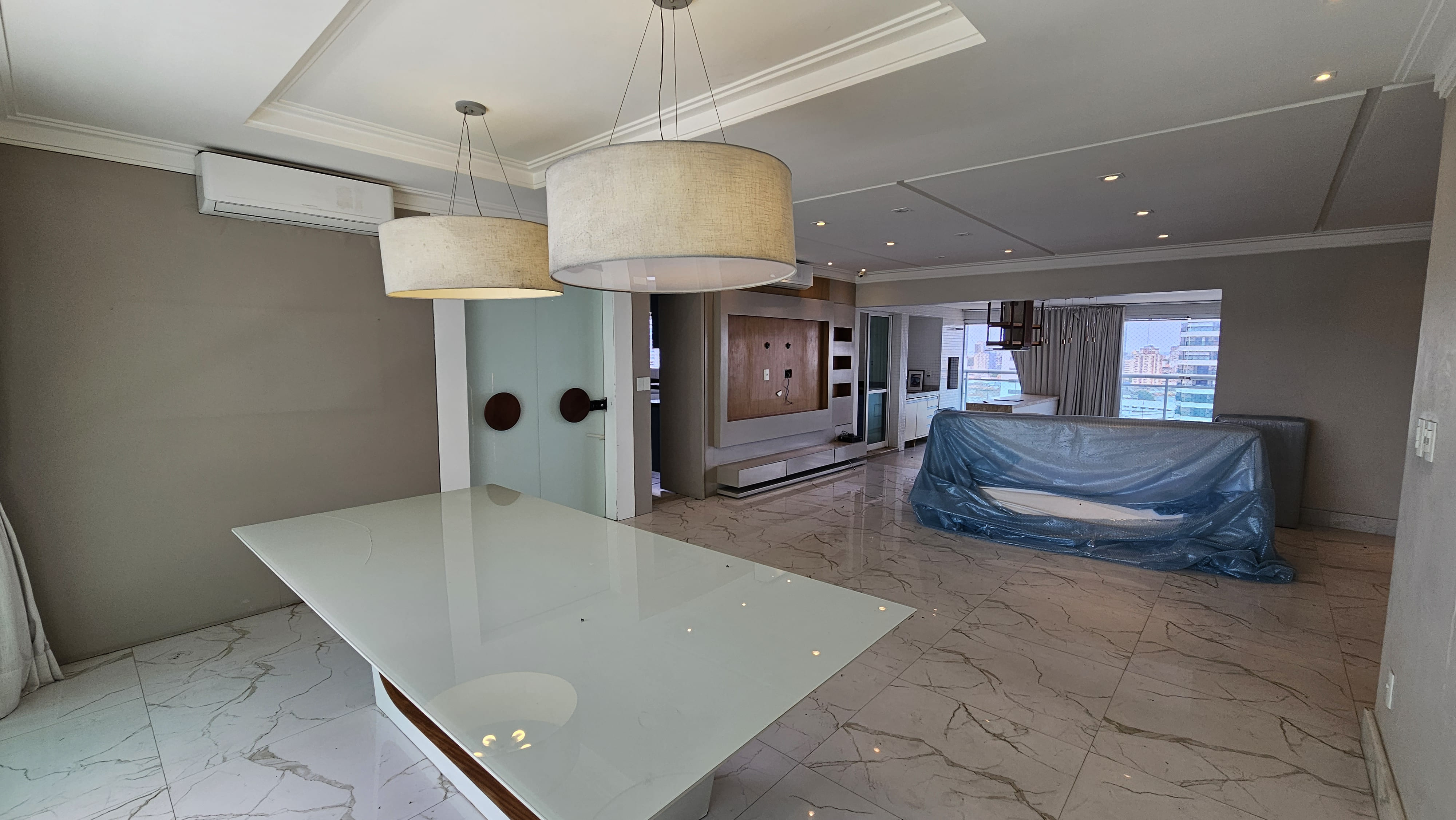 Apartamento para alugar com 3 quartos, 265m² - Foto 4