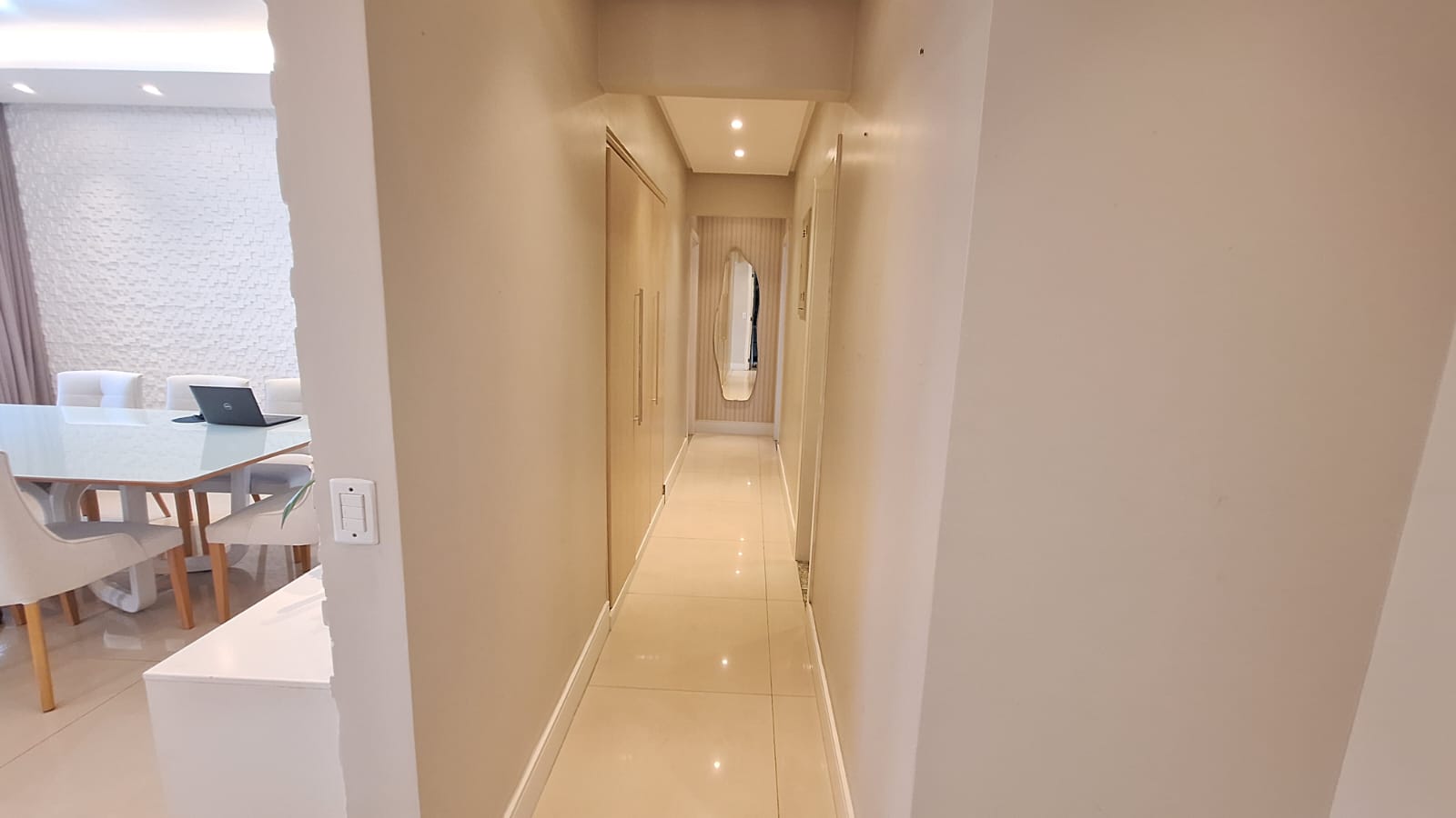 Apartamento para alugar com 3 quartos, 195m² - Foto 10