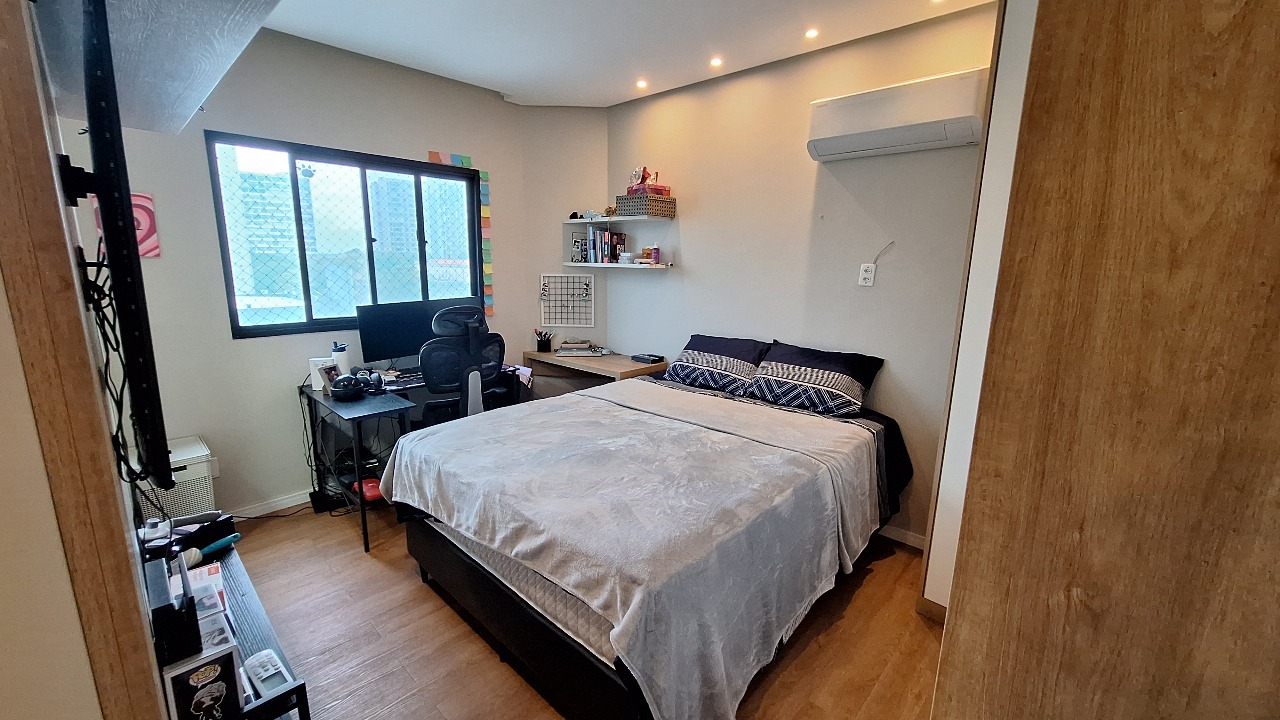 Apartamento para alugar com 3 quartos, 195m² - Foto 17