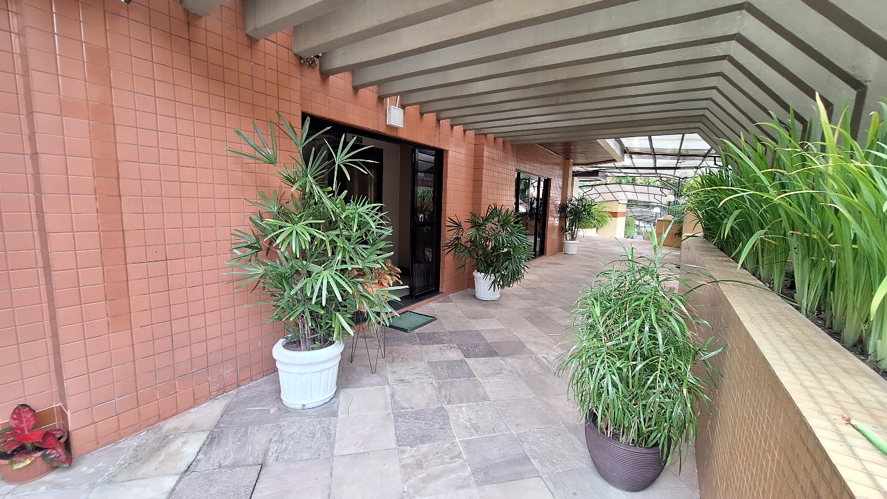 Apartamento para alugar com 3 quartos, 195m² - Foto 35