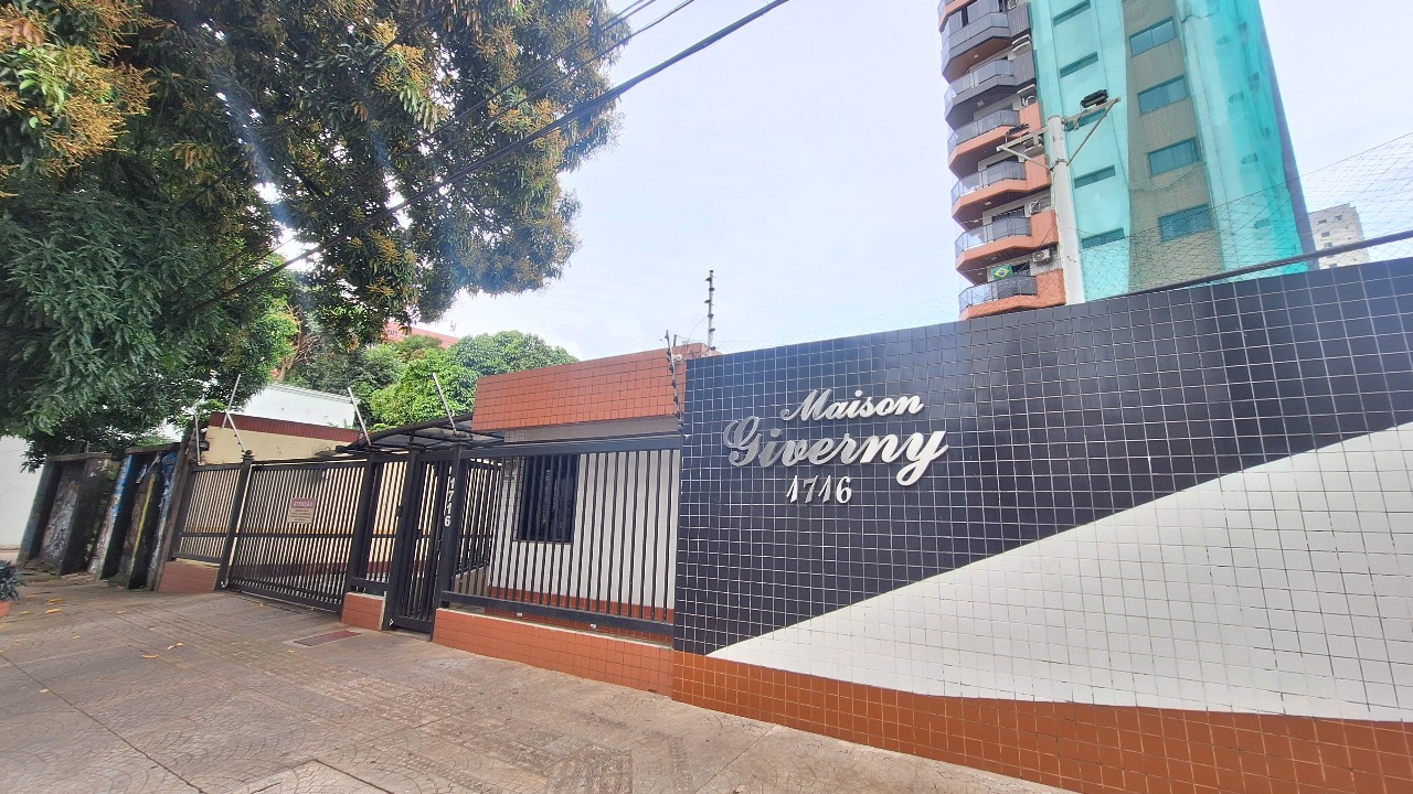 Apartamento para alugar com 3 quartos, 195m² - Foto 1