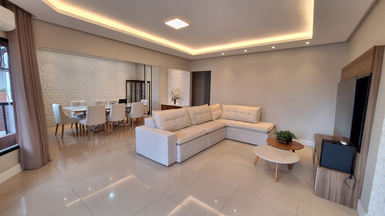 Apartamento para alugar com 3 quartos, 195m² - Foto 3