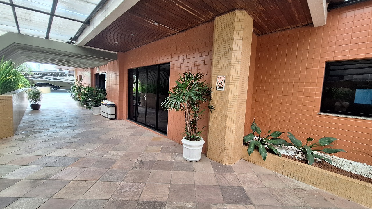 Apartamento para alugar com 3 quartos, 195m² - Foto 34