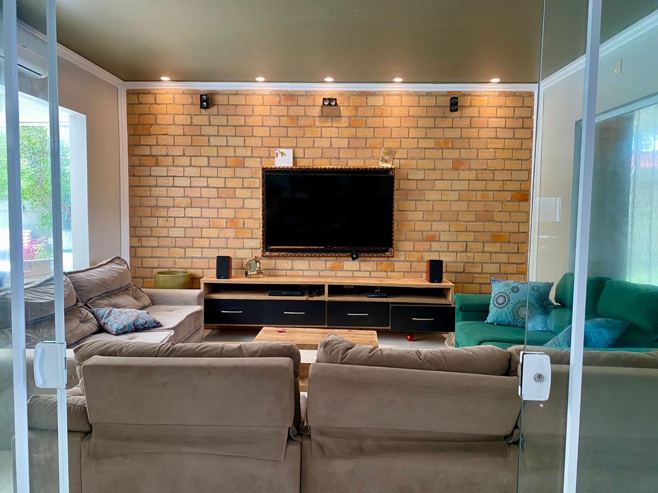 Casa para alugar com 5 quartos, 700m² - Foto 3