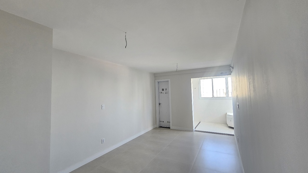 Apartamento para alugar com 3 quartos, 170m² - Foto 6