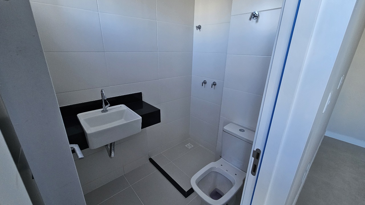 Apartamento para alugar com 3 quartos, 170m² - Foto 11