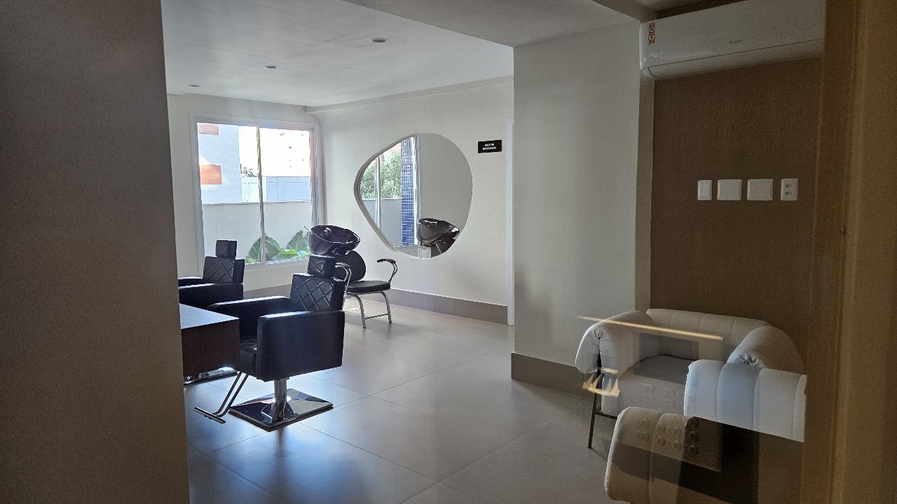 Apartamento para alugar com 3 quartos, 170m² - Foto 23