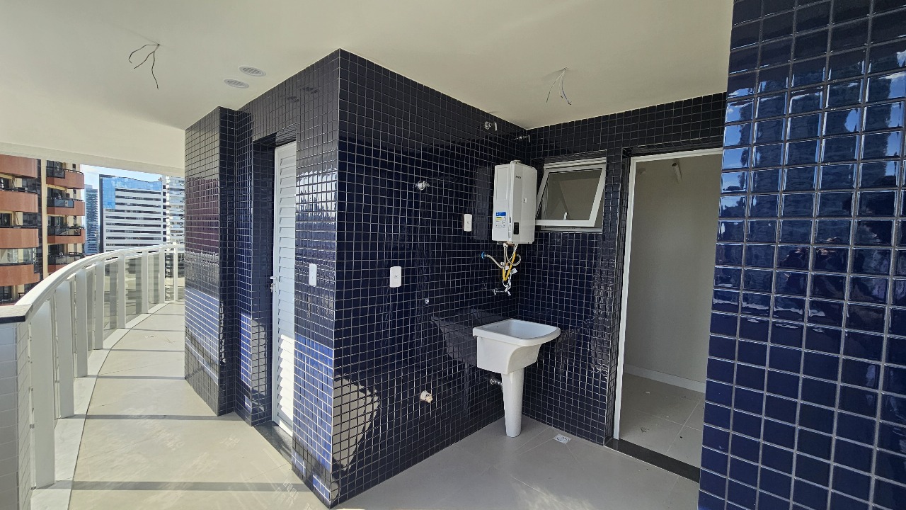 Apartamento para alugar com 3 quartos, 170m² - Foto 4