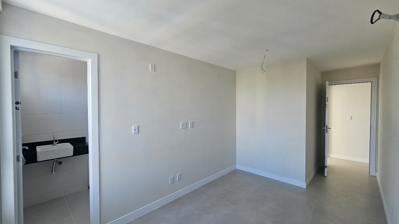 Apartamento para alugar com 3 quartos, 170m² - Foto 10